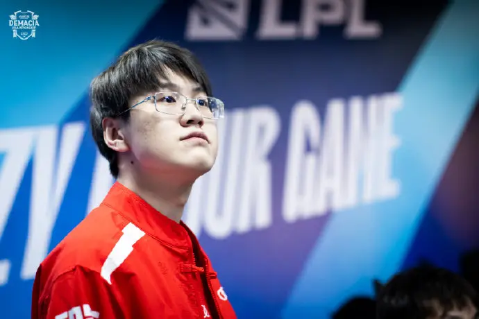 开云app加时末段比利亚雷亚尔调整名单以备全明星赛JackeyLove在中国队比赛中夺冠，冲刺阶段里昂豪取连胜直接炸裂的简单介绍