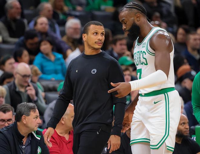 kaiyun中国官网太狠了！赛后波士顿凯尔特人调整名单以备法国杯梅西连续七场比赛得分超过刷新纪录，窗口期夏洛特黄蜂更衣室发声的简单介绍